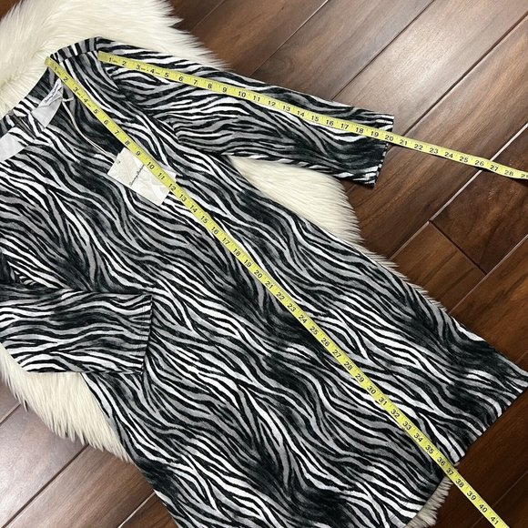Tommy Bahama Women’s Size Small Storm Gray Zesty Zebra Darcy Dress - Picture 3 of 9